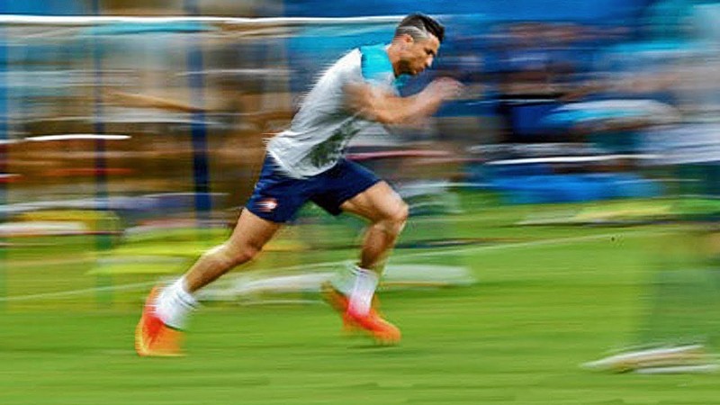 Ronaldo nhờ vào quá trình luyện tập không ngừng nghỉ nên được coi là cầu thủ chạy nhanh nhất lịch sử bóng đá